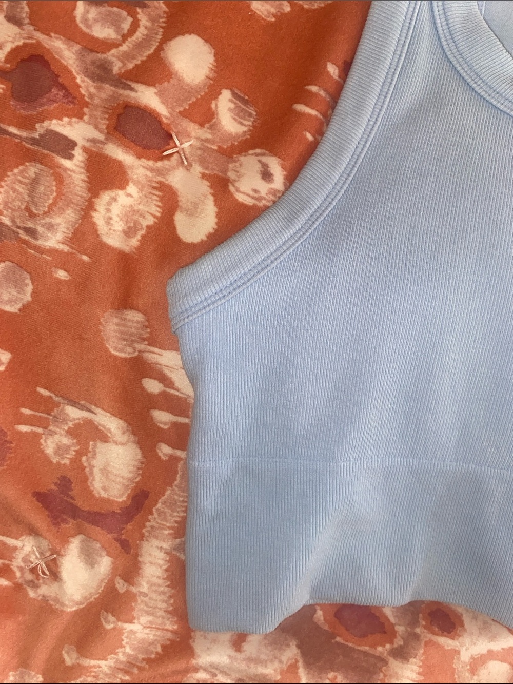 ALO Yoga Light Blue Ribbed Crop Tank - Picture 5 of 11